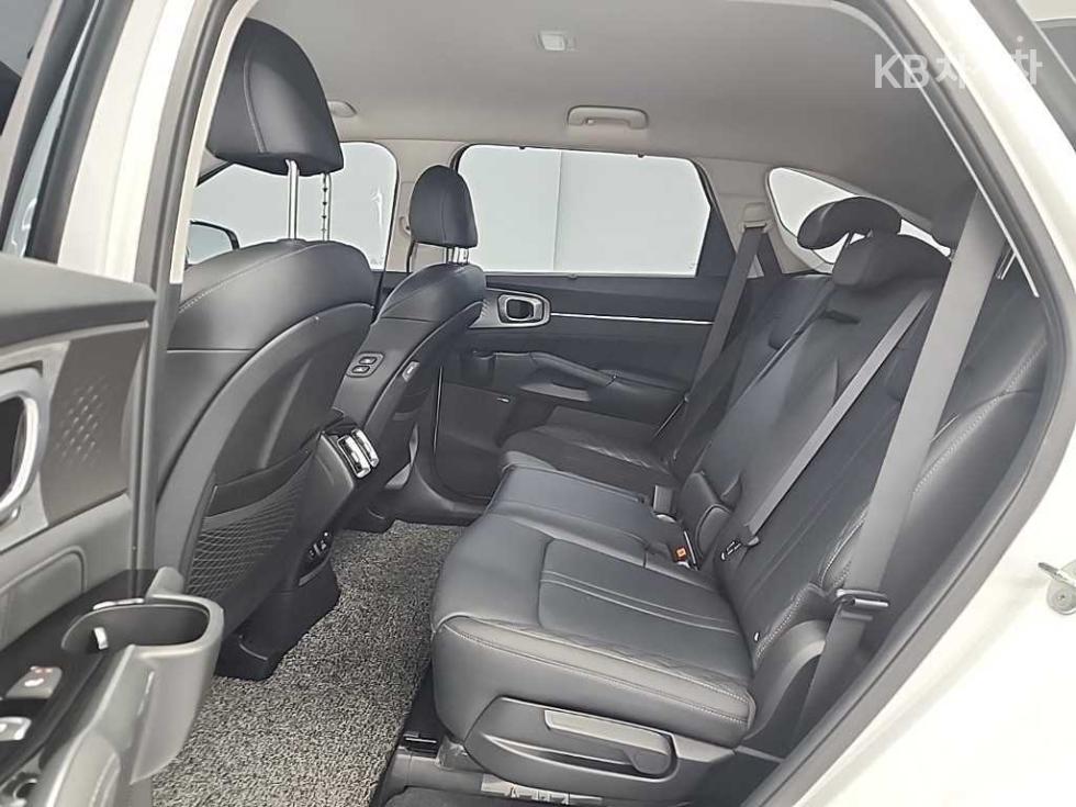 2022 - kia sorento