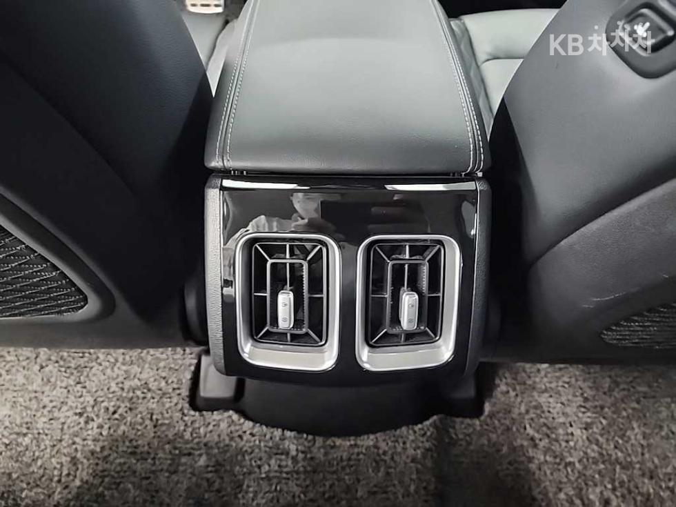 2022 - kia sorento