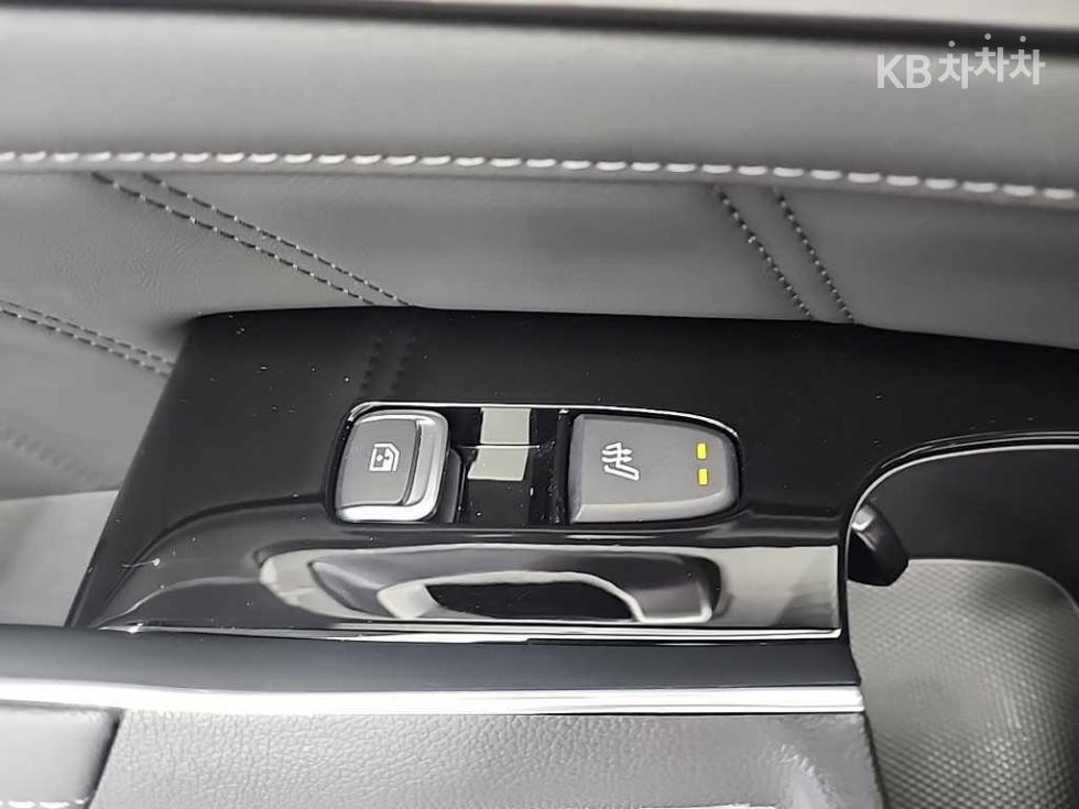 2022 - kia sorento