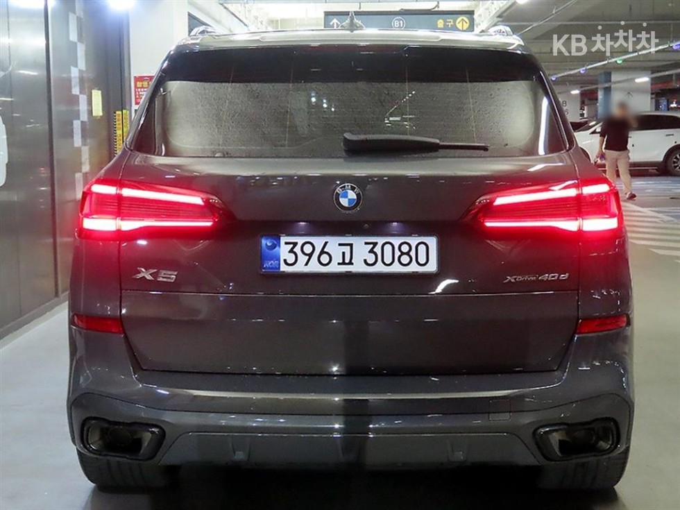BMW X5 — miniaturë 3