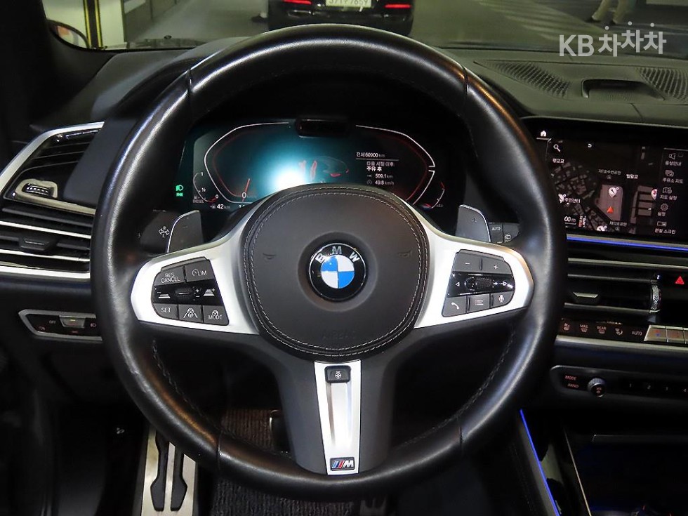 BMW X5 — miniaturë 10