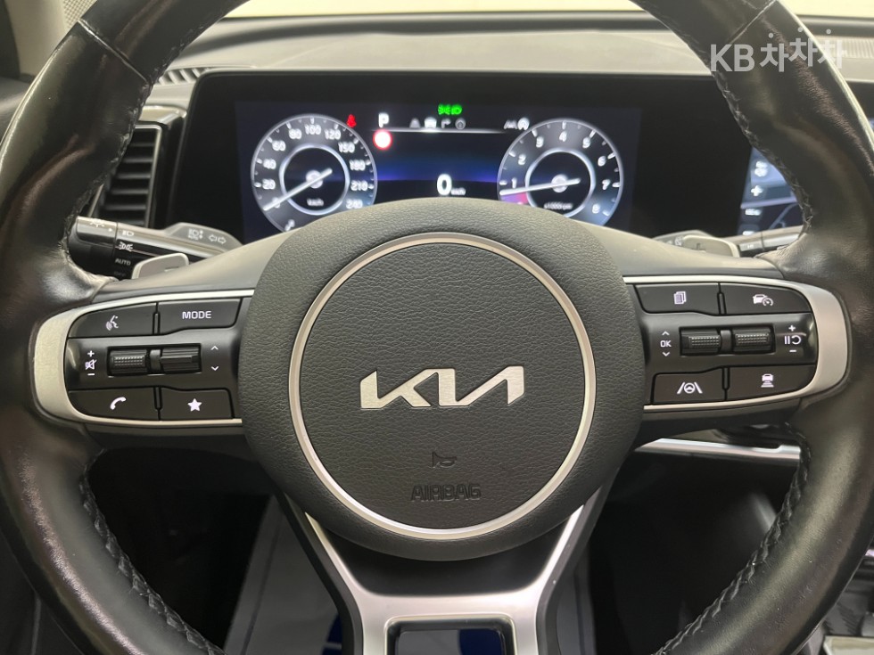 2022 - kia sportage
