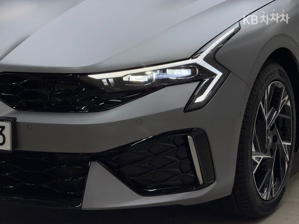 2025 - kia k5