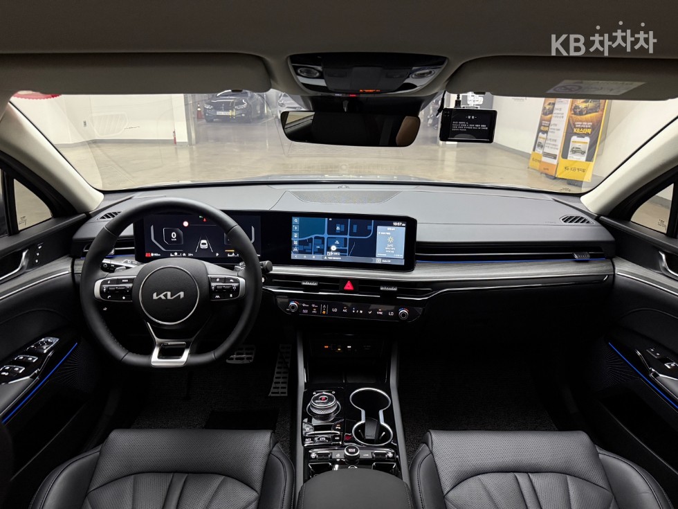 2025 - kia k5