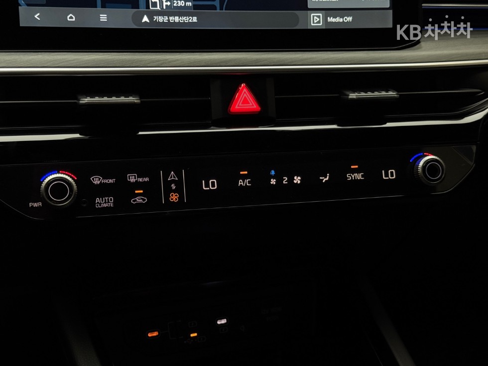 2025 - kia k5