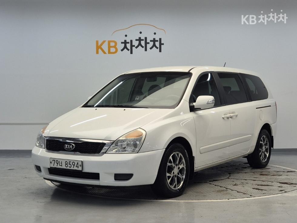 2014 kia carnival