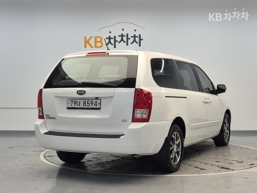 2014 - kia carnival