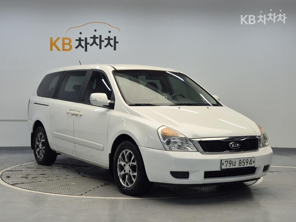 2014 - kia carnival