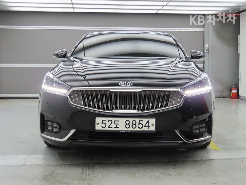 2018 - kia k7
