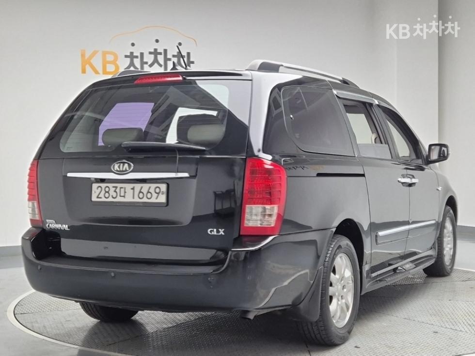 2013 - kia carnival