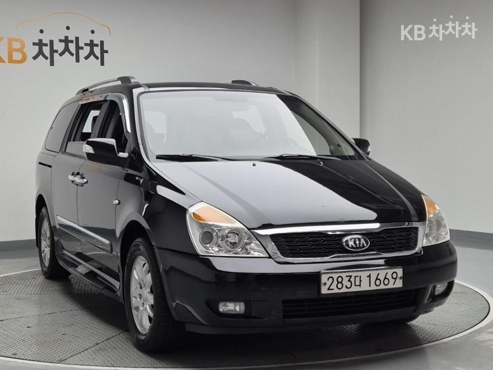 2013 - kia carnival