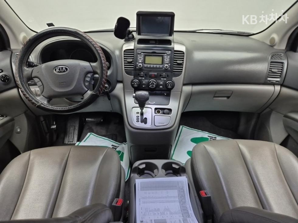 2013 - kia carnival