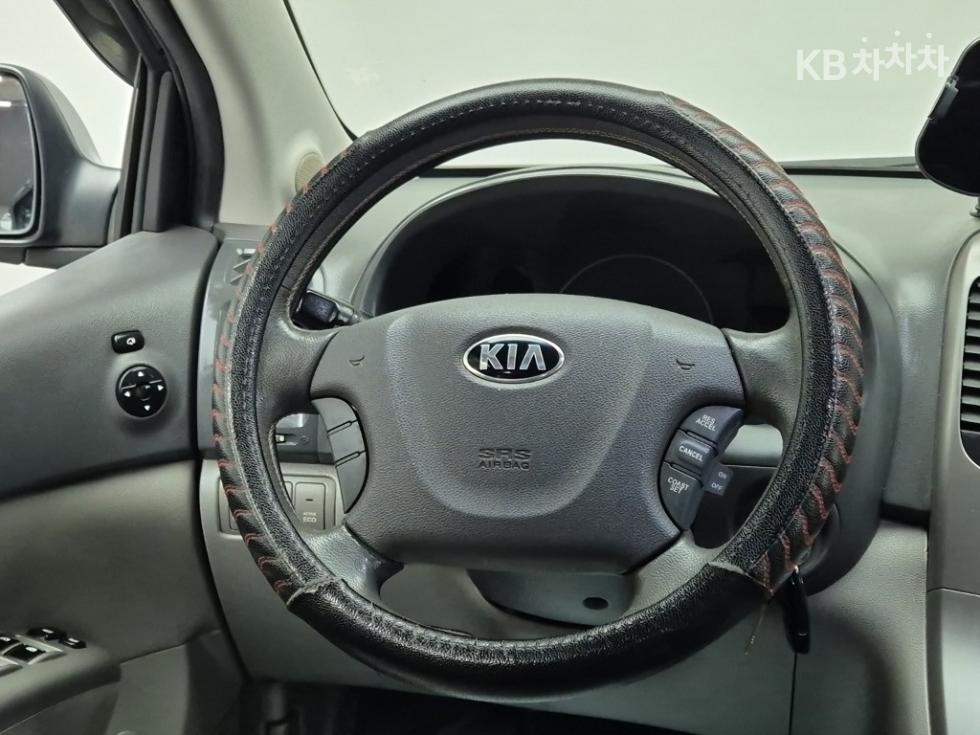 2013 - kia carnival