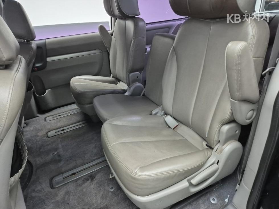 2013 - kia carnival