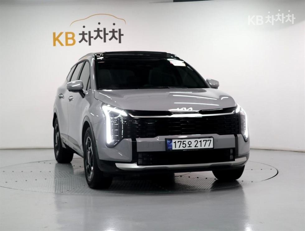 2025 - kia sportage