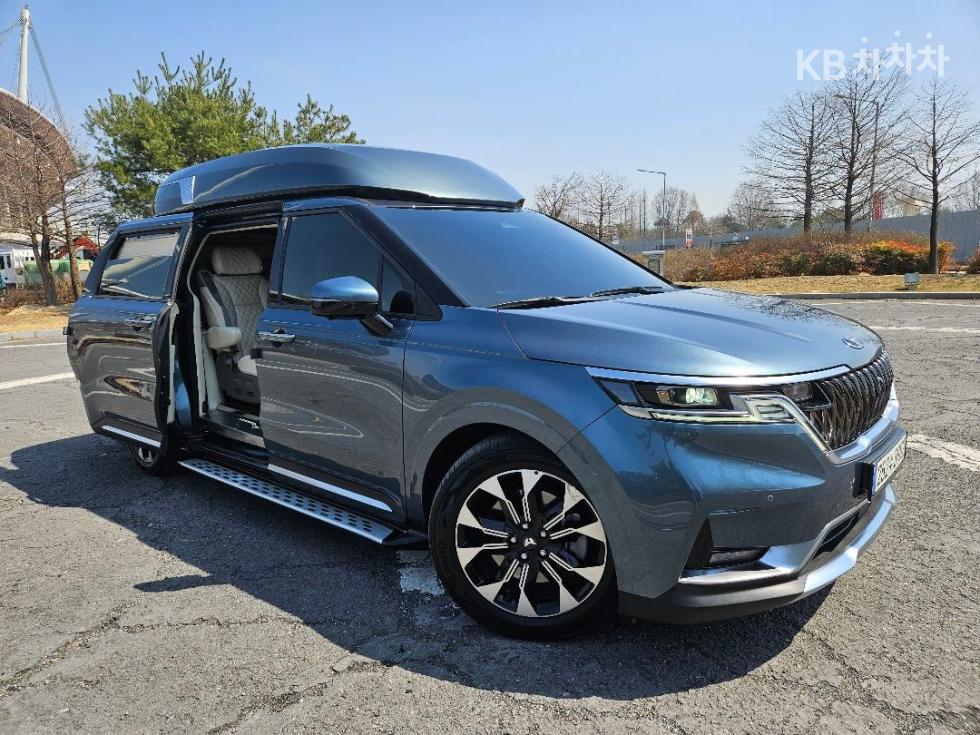 2021 - kia carnival