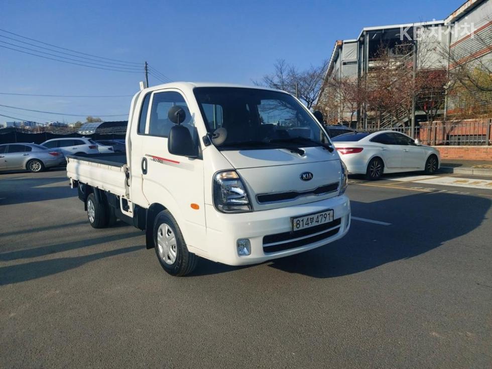 2022 - kia bongo iii