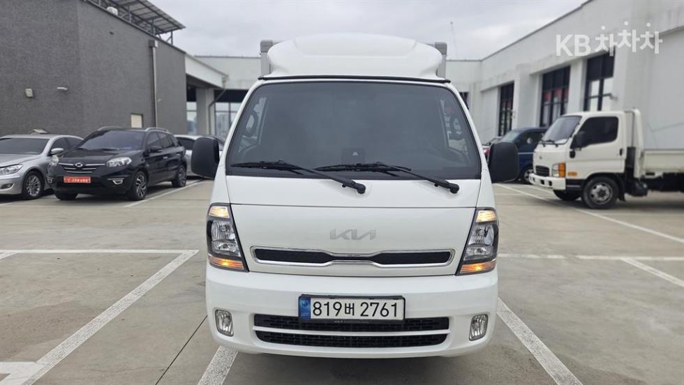 2023 - kia bongo iii