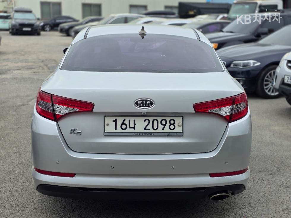 2011 - kia k5
