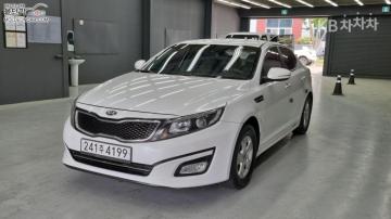 Kia K5 2.0 lpi  deluxe — foto 1