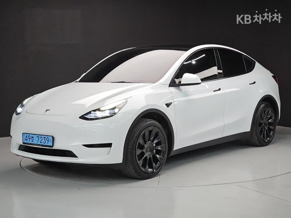 테슬라 Model Y RWD 기본형