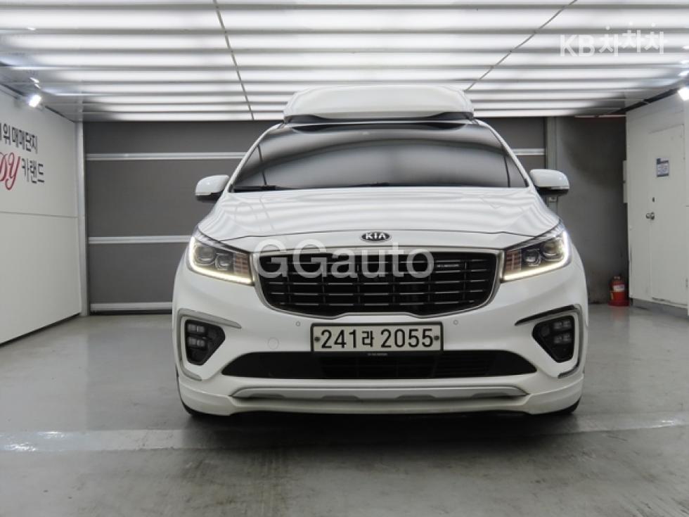 2020 - kia carnival
