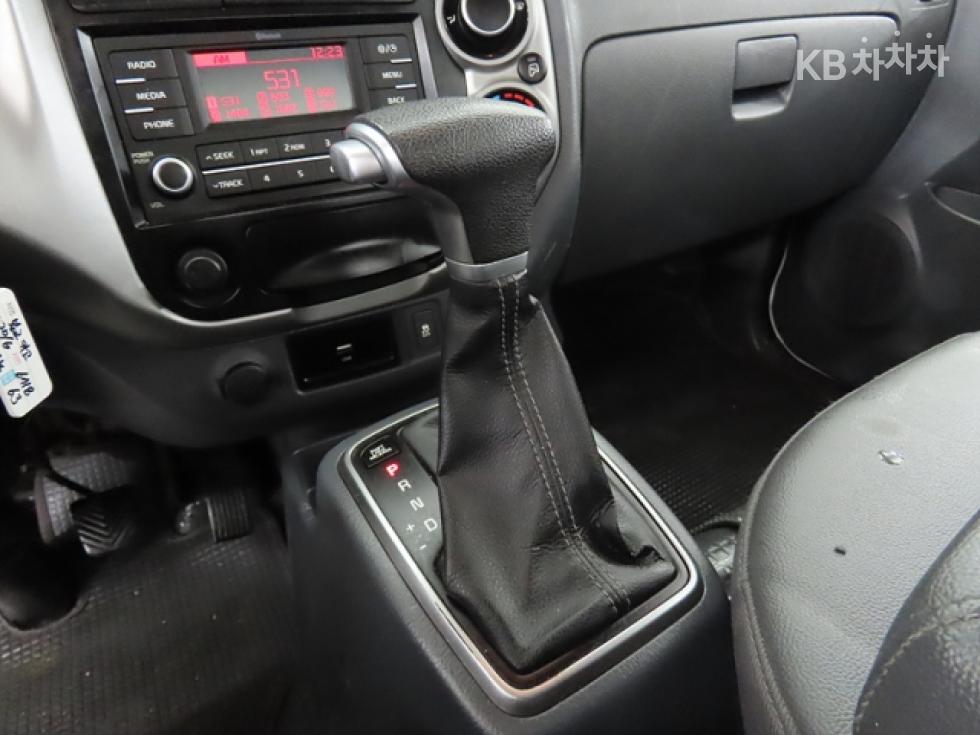2020 - kia bongo iii