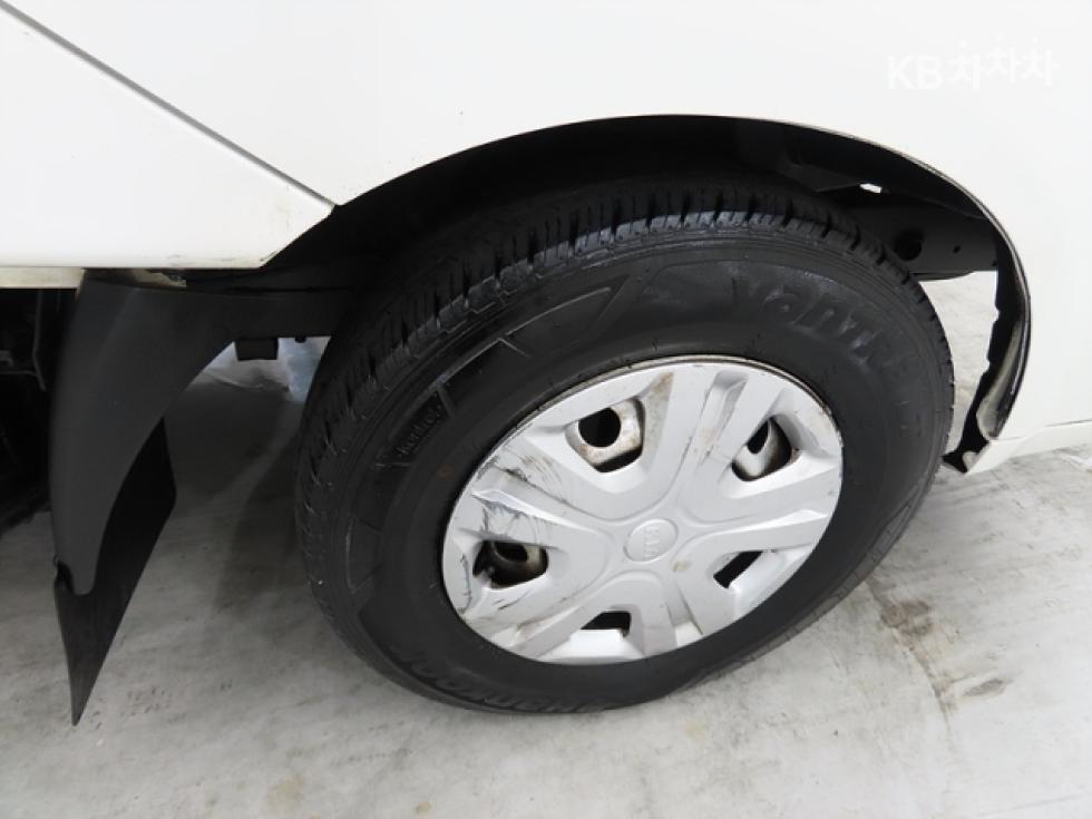 2020 - kia bongo iii