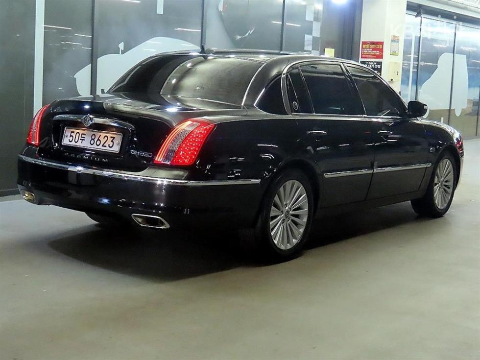 2010 - kia opirus