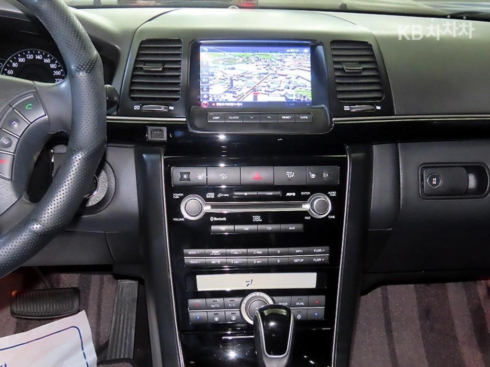 2010 - kia opirus