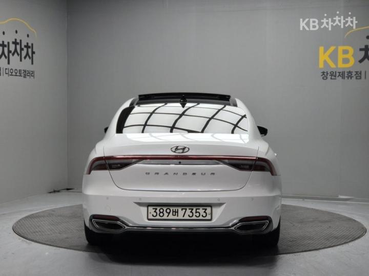 Hyundai Grandeur LPi 3.0 Modern 6