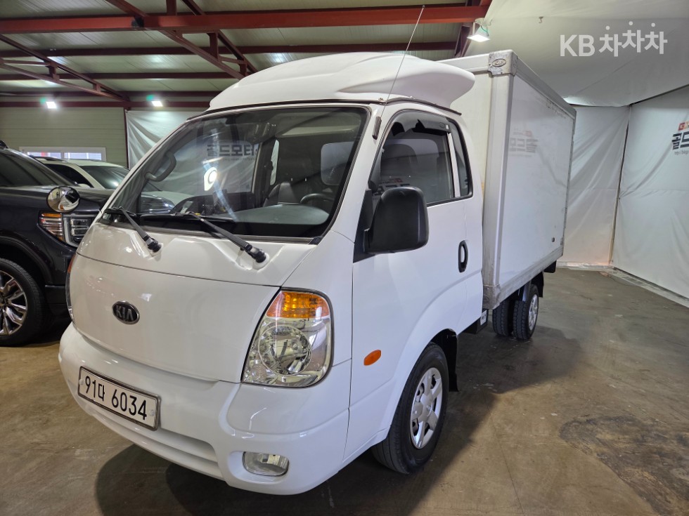 2011 - kia bongo iii