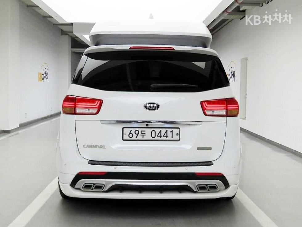 2016 - kia carnival