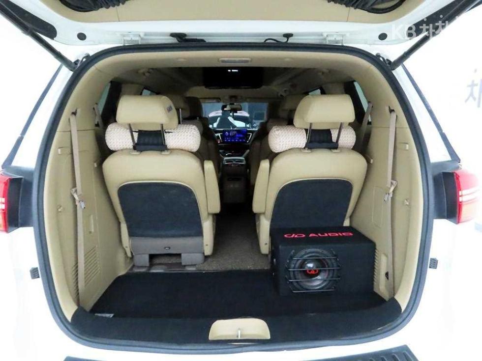 2016 - kia carnival