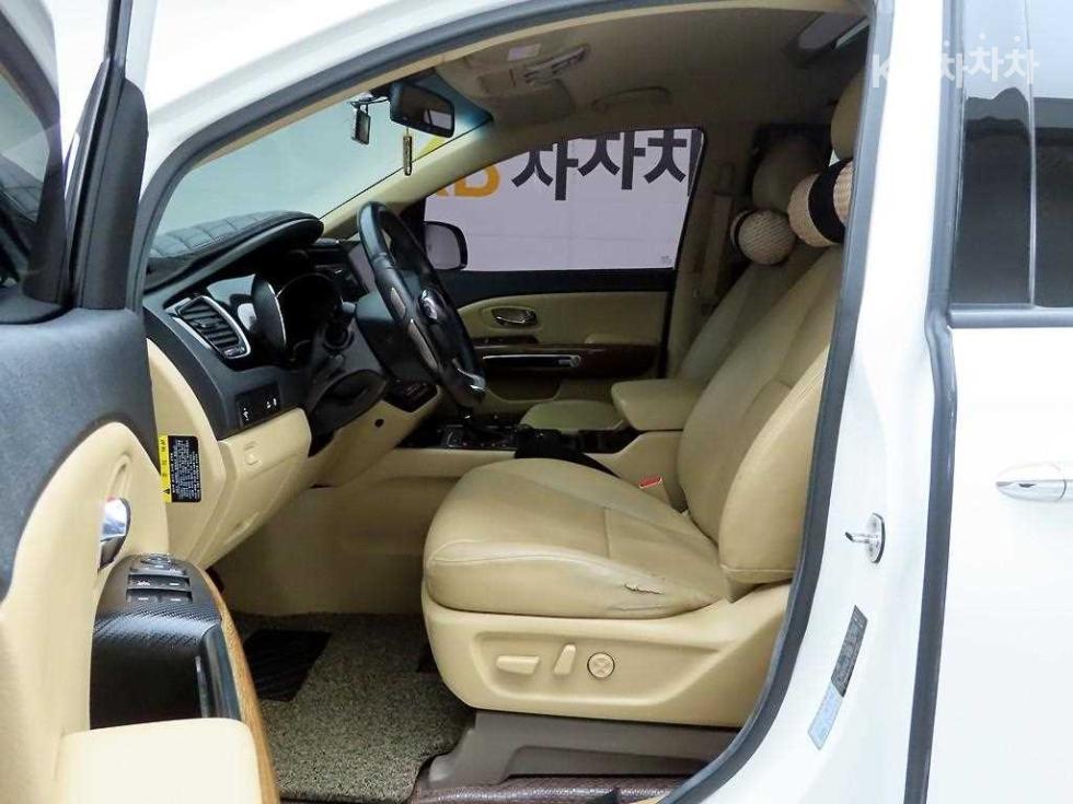 2016 - kia carnival