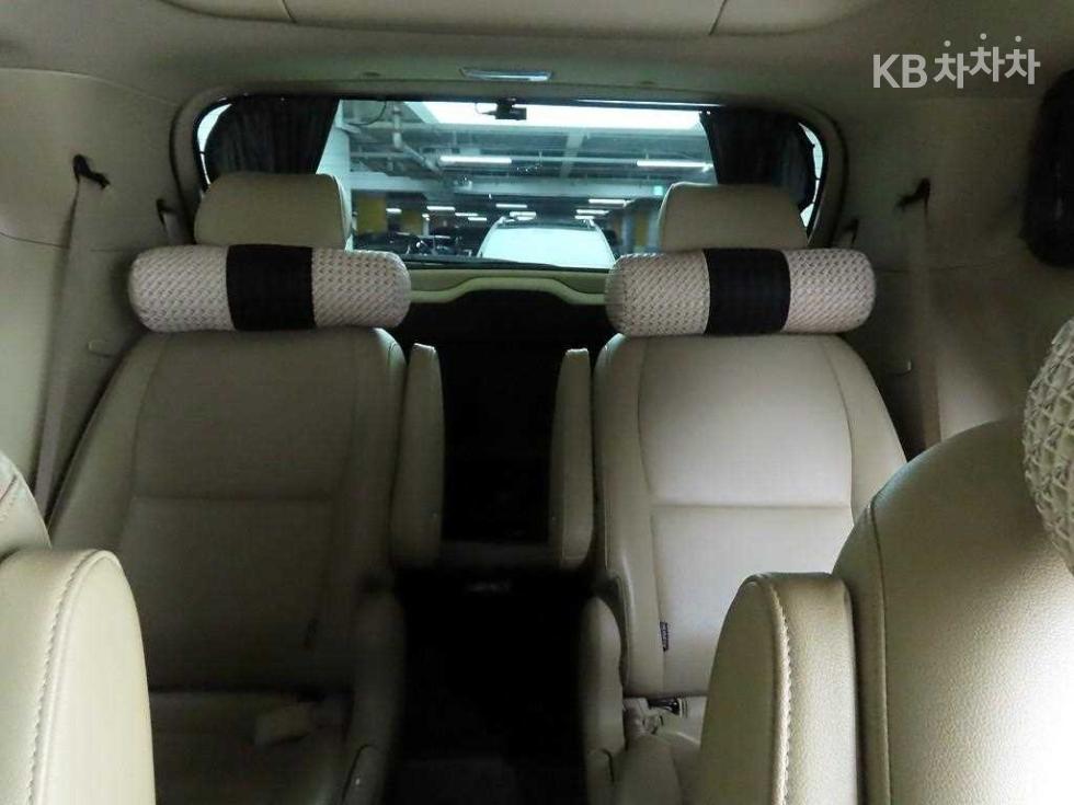 2016 - kia carnival