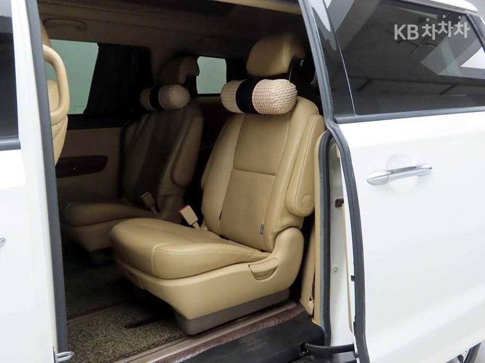 2016 - kia carnival