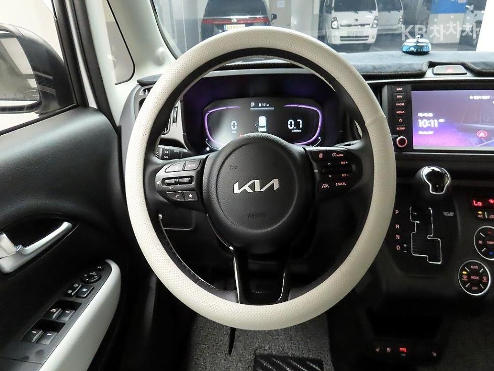 2024 - kia kia
