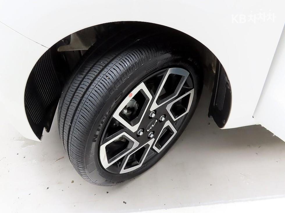 2024 - kia kia