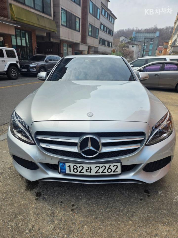 Mercedes-Benz C-Class C200 Avantgarde W205