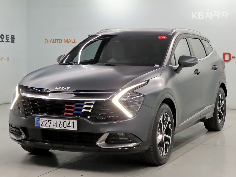 2022 - kia sportage
