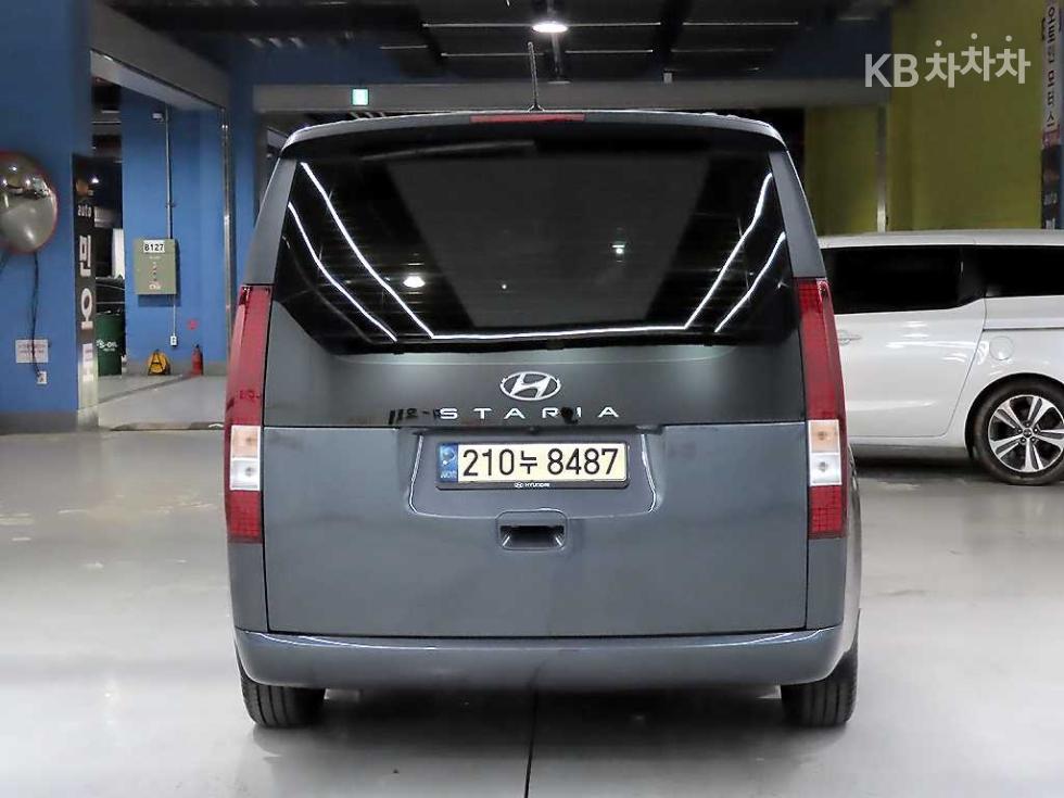 Hyundai Staria — miniaturë 3