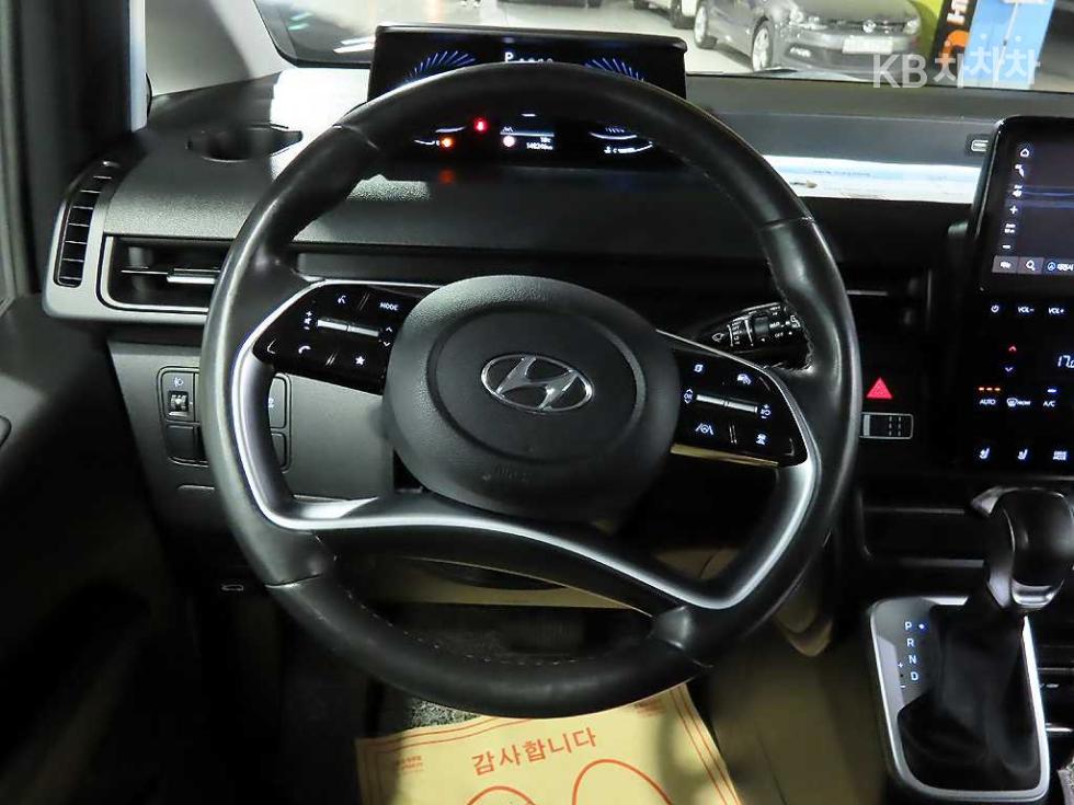 Hyundai Staria — miniaturë 11