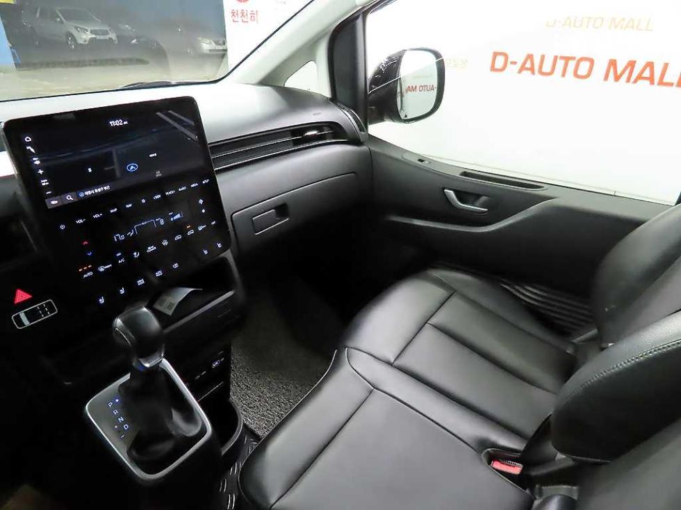 Hyundai Staria — miniaturë 12