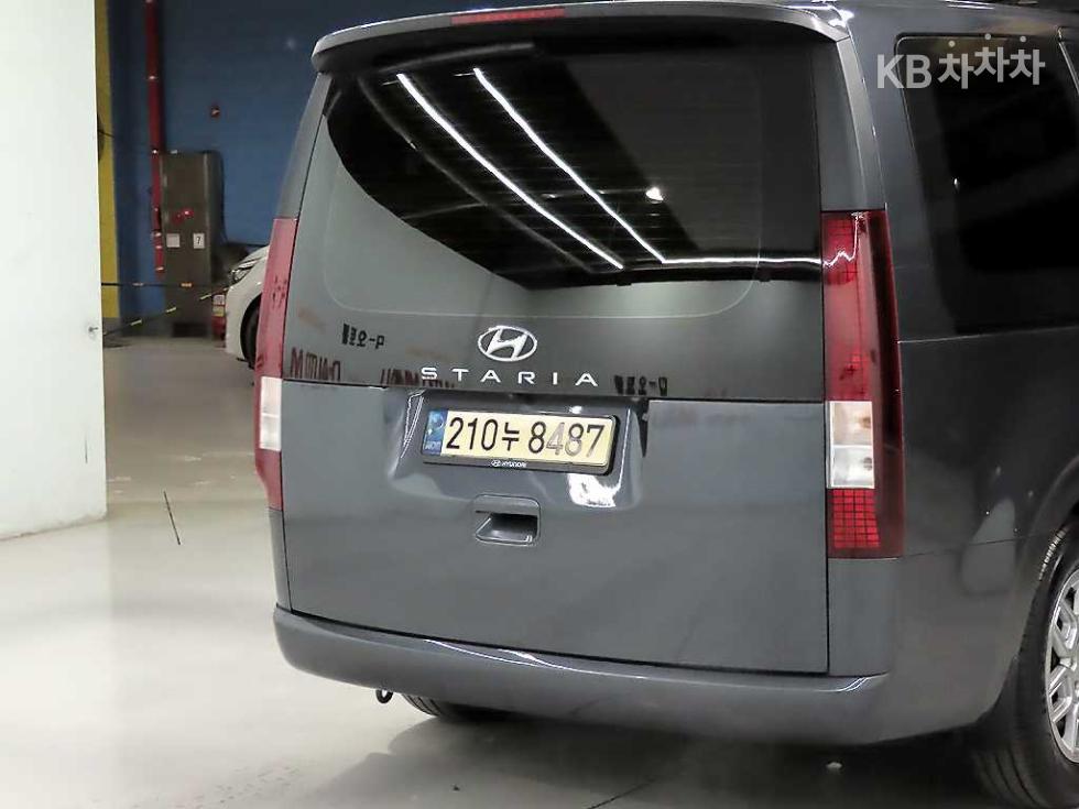 Hyundai Staria — miniaturë 16