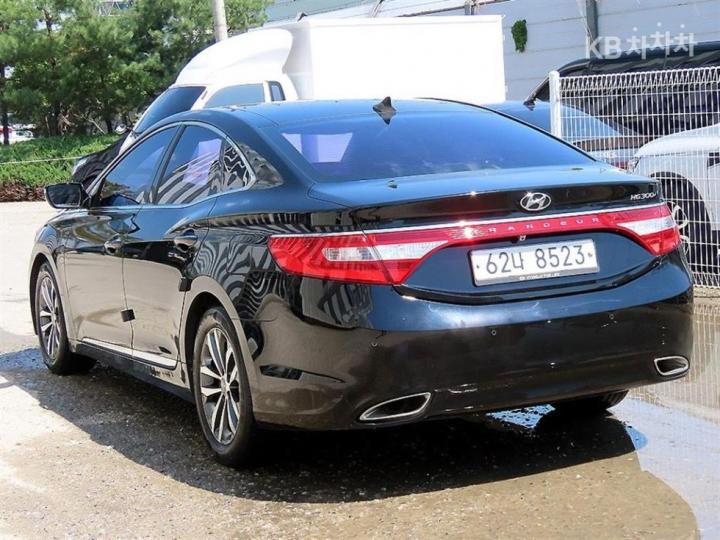 Hyundai Grandeur HG LPG HG300 Prime 4