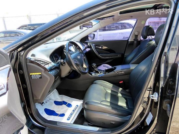 Hyundai Grandeur HG LPG HG300 Prime 6