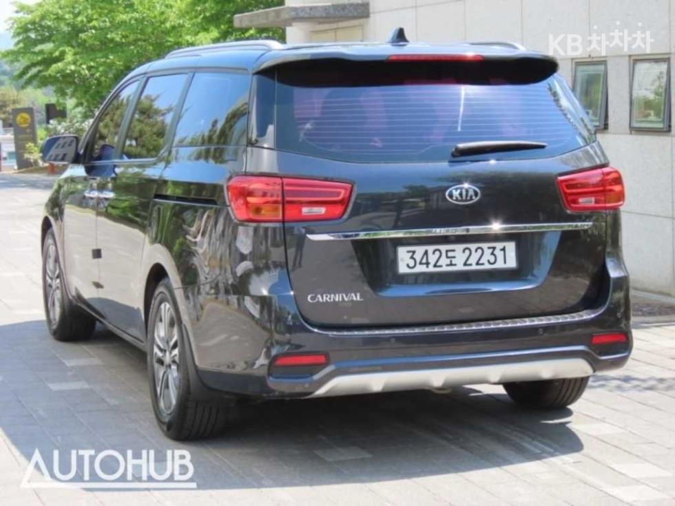 2019 - kia carnival