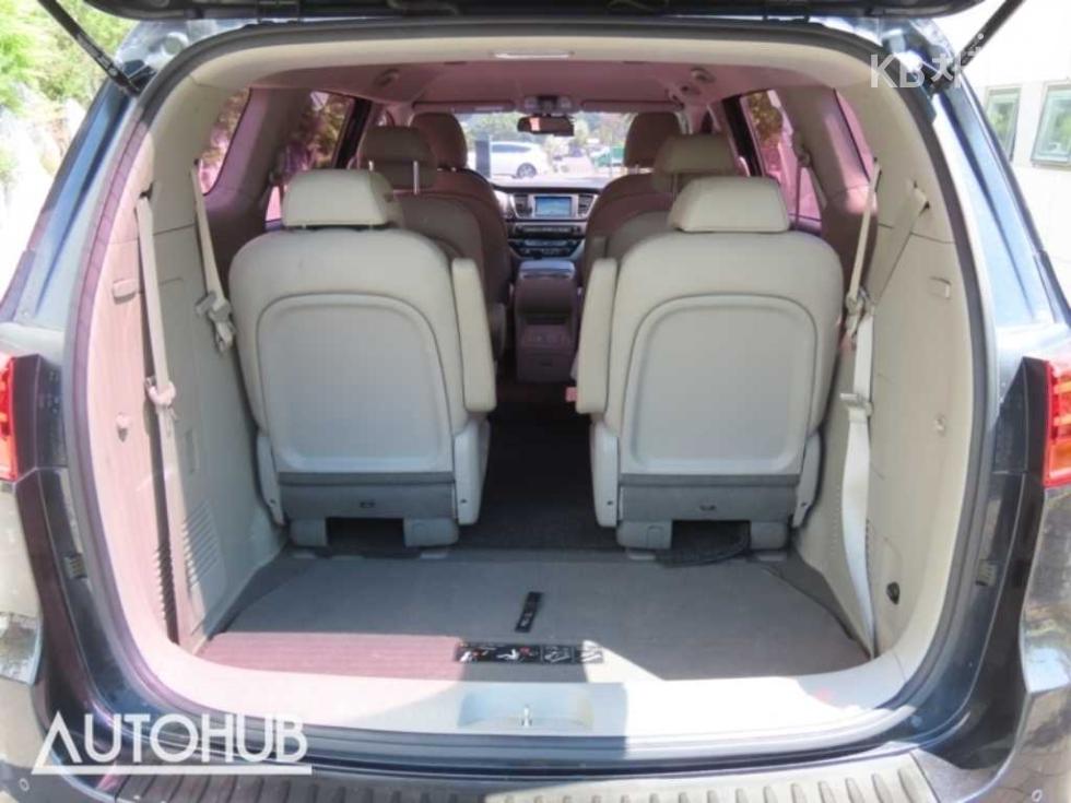 2019 - kia carnival