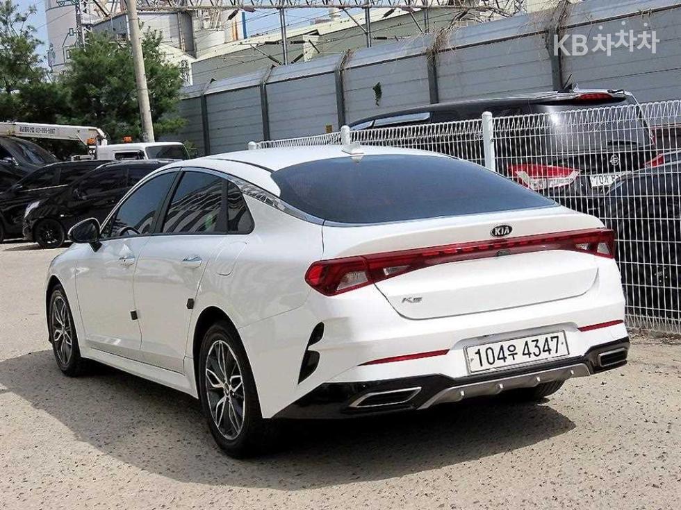 2020 - kia k5